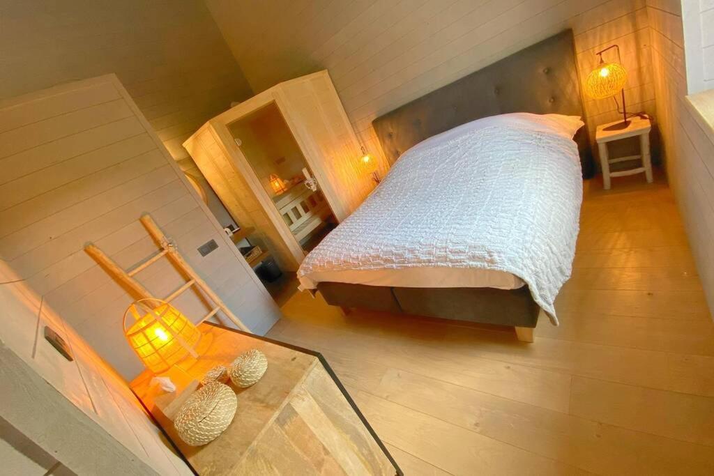 Le Refuge Des Amoureux, Charme Et Confort Welness. Vaux-sur-Sure Екстериор снимка